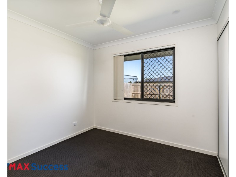 2/7 Magpie Drive, Cambooya QLD 4358