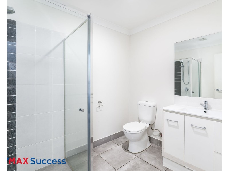 2/7 Magpie Drive, Cambooya QLD 4358