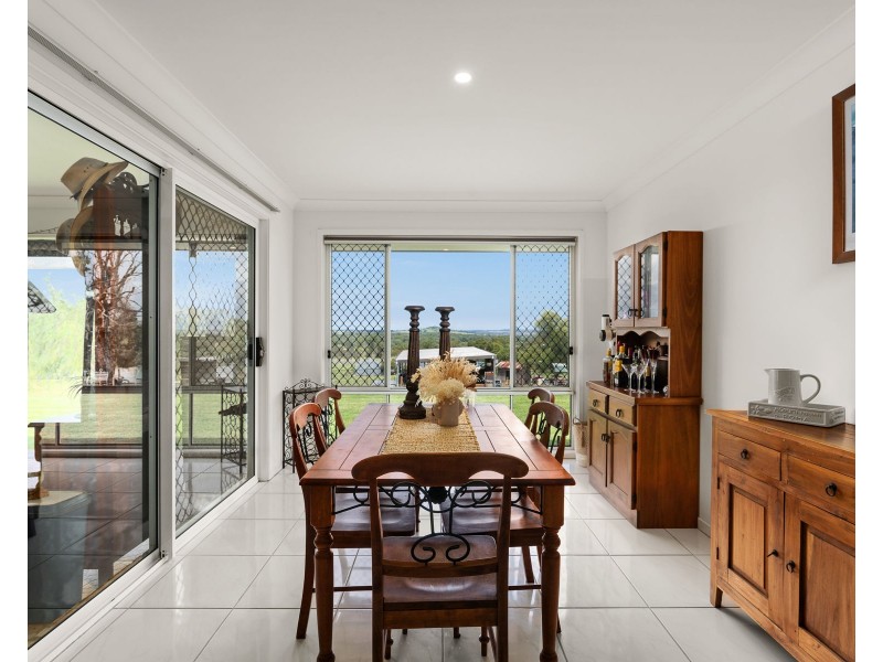 43 Harvey Road, Glenvale QLD 4350