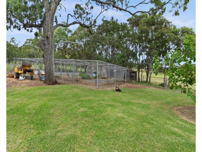 43 Harvey Road, Glenvale QLD 4350