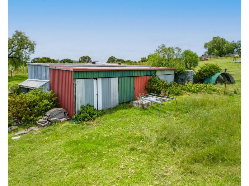 43 Harvey Road, Glenvale QLD 4350