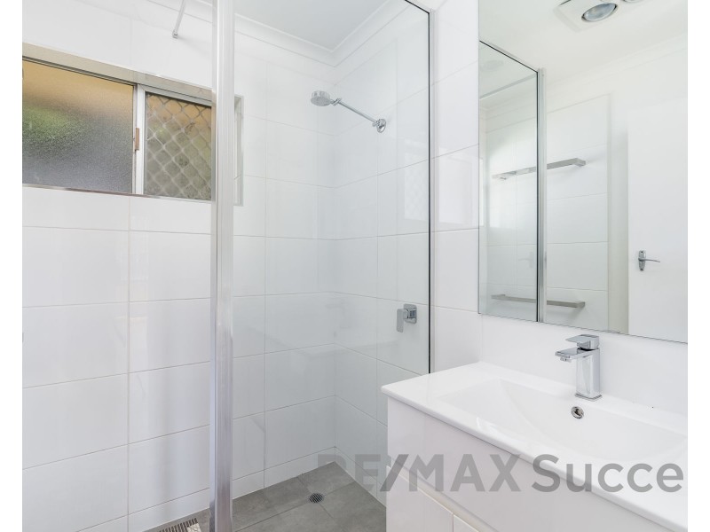 1/25 Garde Street, Centenary Heights QLD 4350