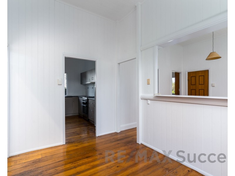6 Peardon Street, South Toowoomba QLD 4350