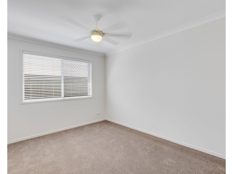 2 Punter Close, Glenvale QLD 4350