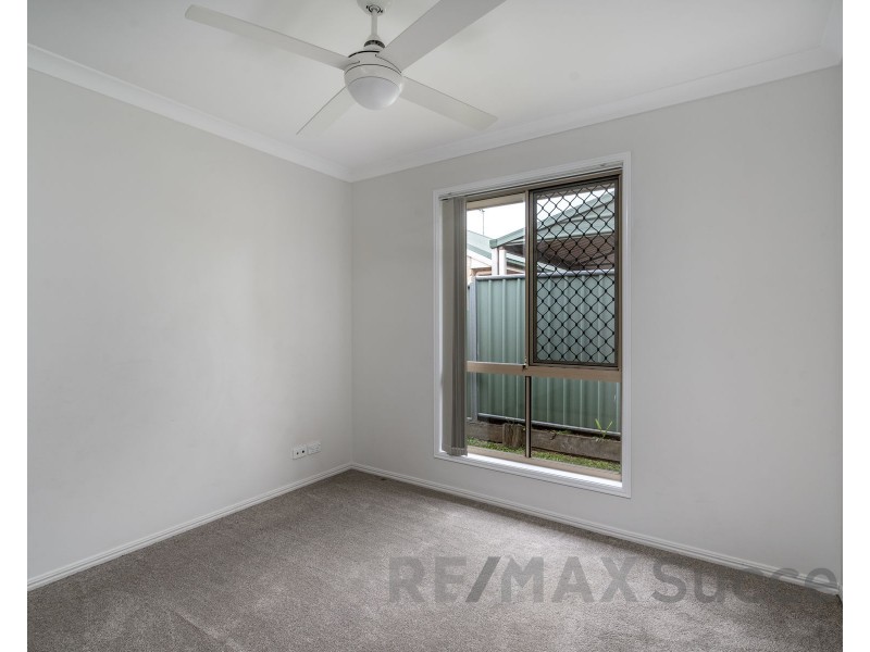 2/380 West Street, Kearneys Spring QLD 4350