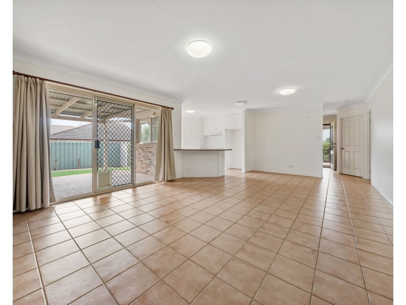 49 Nash Drive, Glenvale QLD 4350