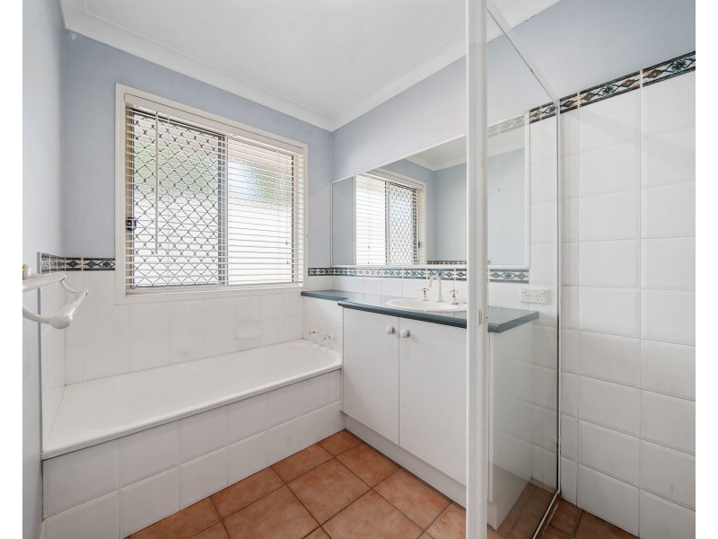 49 Nash Drive, Glenvale QLD 4350