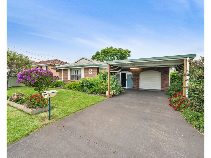 13 Trousdell Court, Rockville QLD 4350