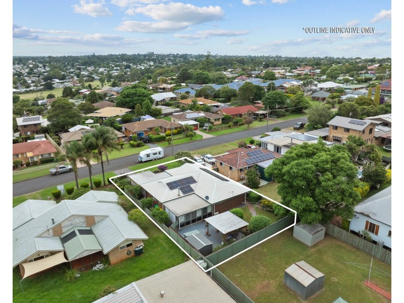 13 Trousdell Court, Rockville QLD 4350