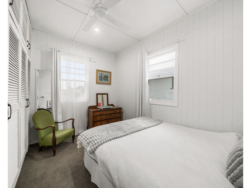 92 Drayton Road, Harristown QLD 4350