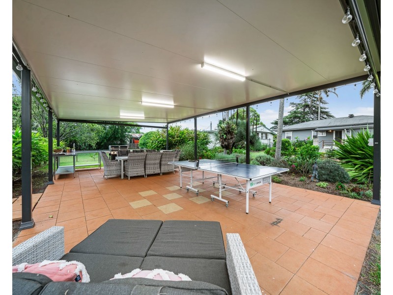 92 Drayton Road, Harristown QLD 4350