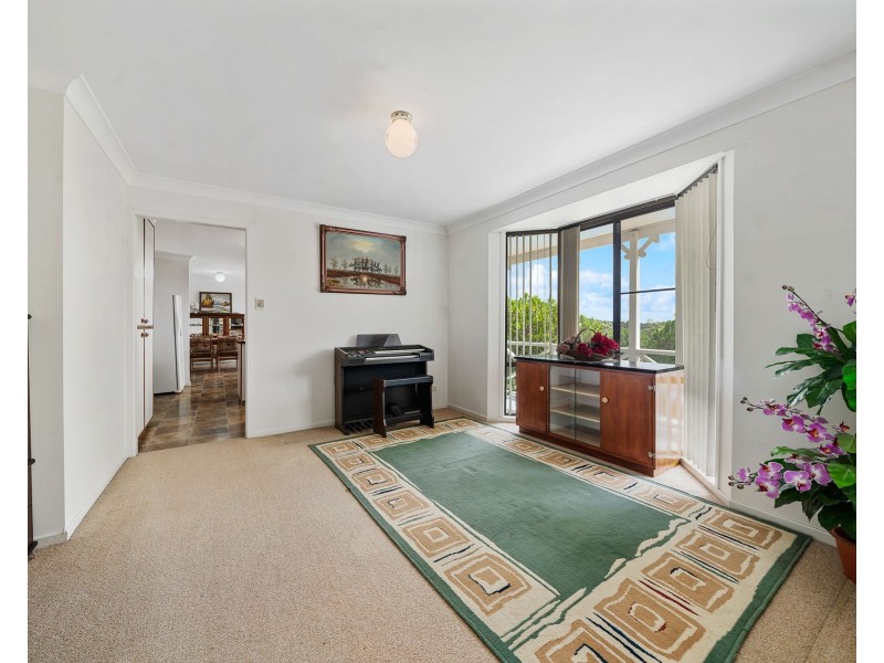 7 Cameron Crescent, Glenvale QLD 4350