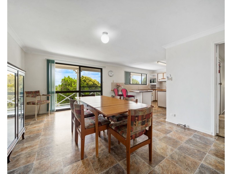 7 Cameron Crescent, Glenvale QLD 4350