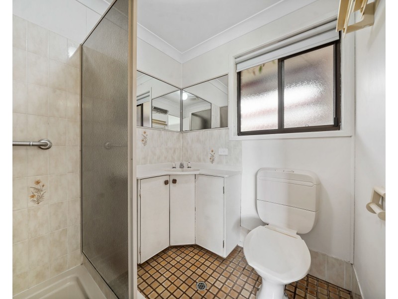 7 Cameron Crescent, Glenvale QLD 4350