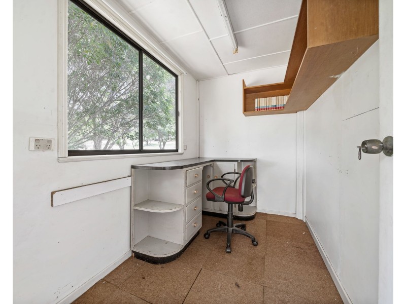 7 Cameron Crescent, Glenvale QLD 4350