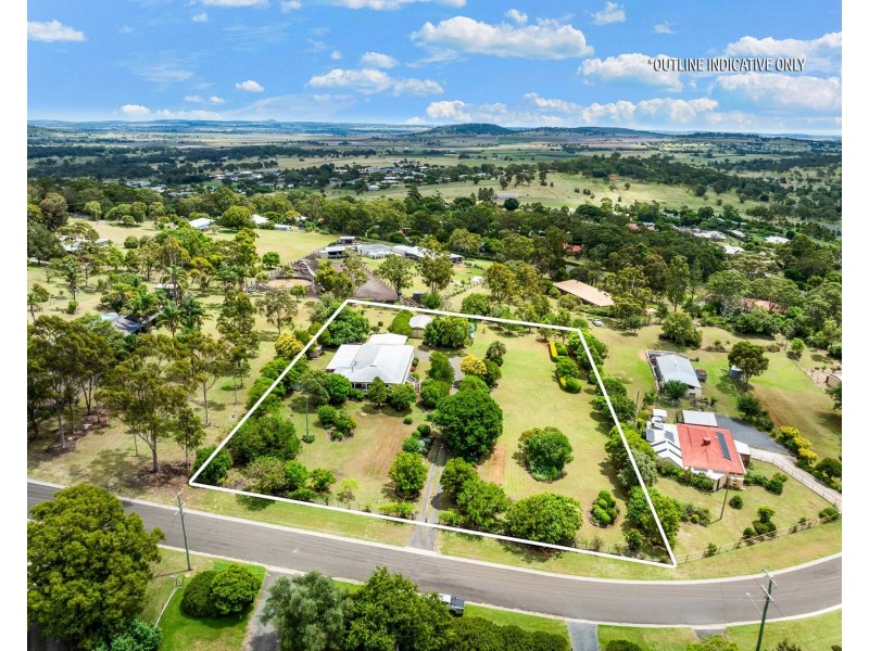 7 Cameron Crescent, Glenvale QLD 4350