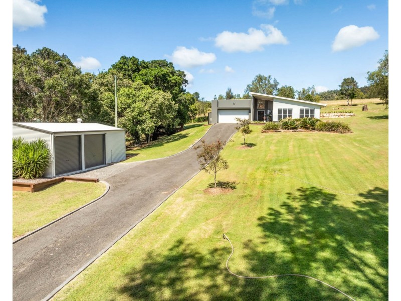 9 Belah Court, Withcott QLD 4352