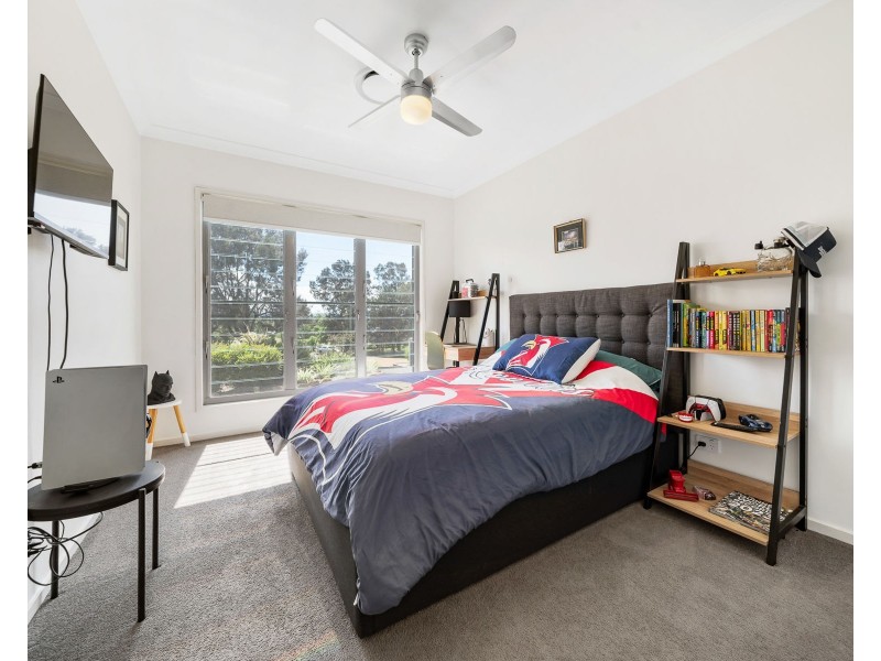 9 Belah Court, Withcott QLD 4352