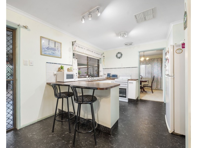 52 John Street, Goombungee QLD 4354