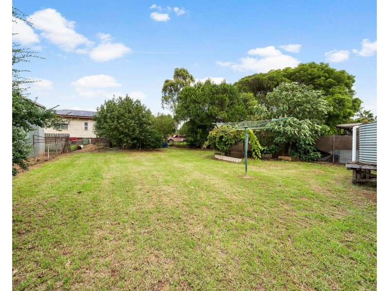 20 Underwood Crescent, Harristown QLD 4350