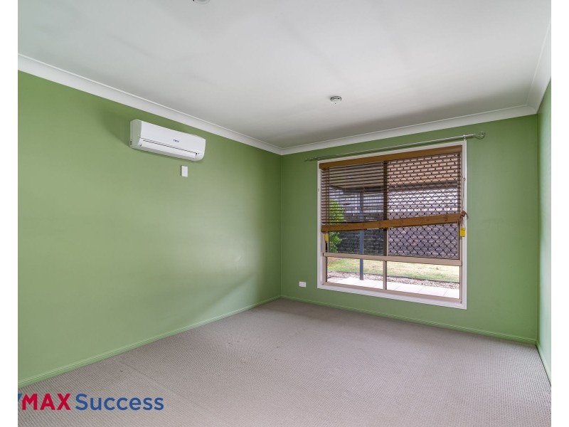 6 Latham Court, Wilsonton Heights QLD 4350