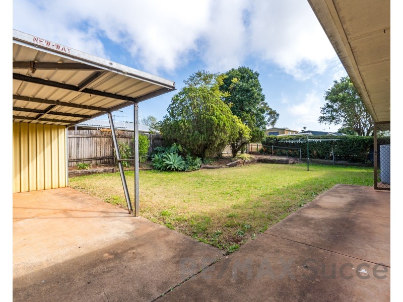 15 Claire Street, Centenary Heights QLD 4350