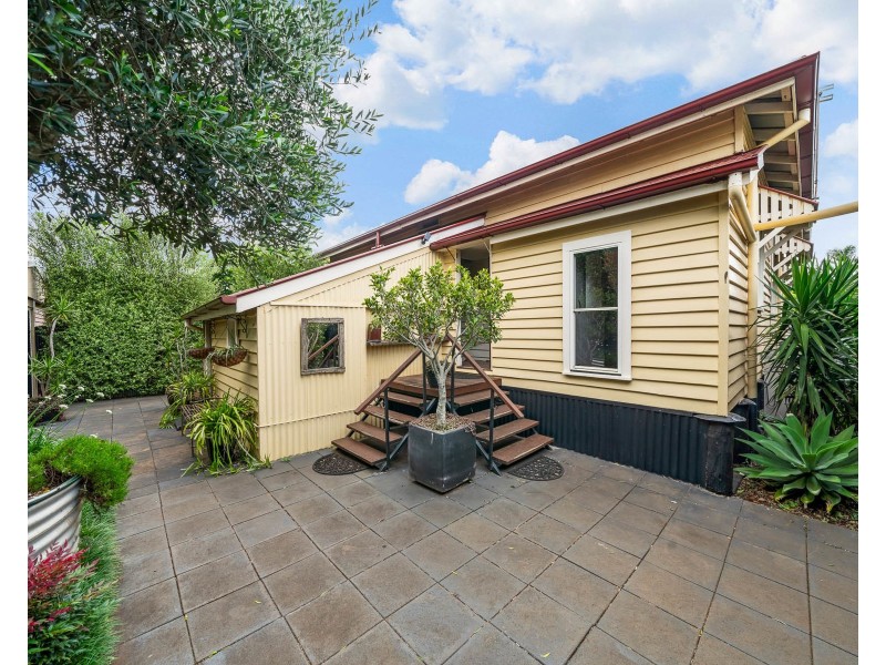 7 Kingston Street, Toowoomba City QLD 4350