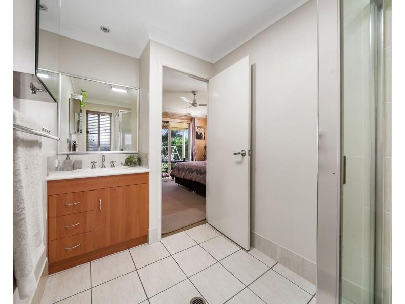 37 Valley View Drive, Meringandan West QLD 4352