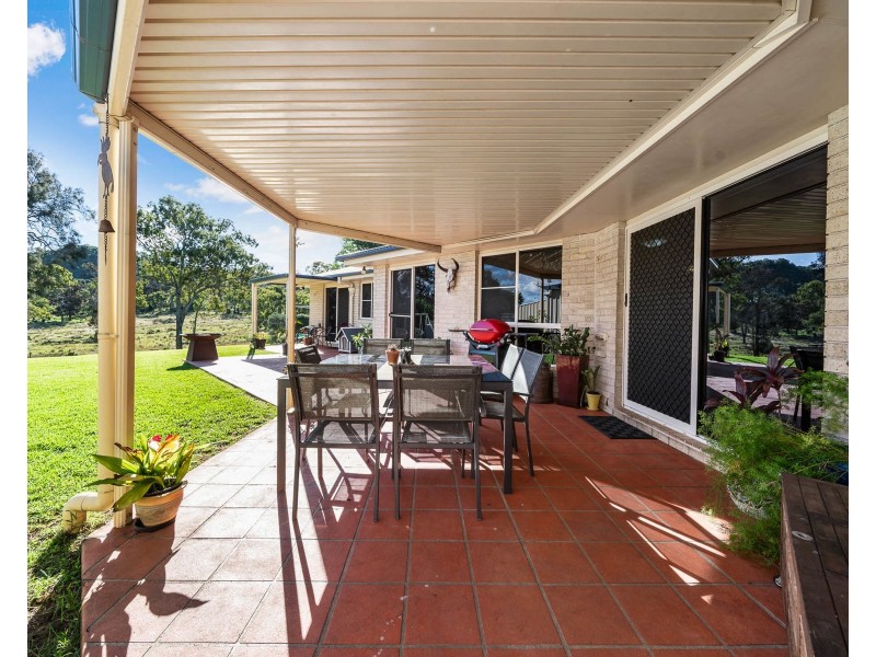 37 Valley View Drive, Meringandan West QLD 4352