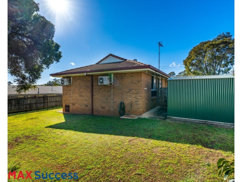 15 Festival Street, Rockville QLD 4350