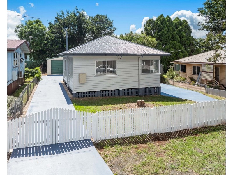 27 Elizabeth Street, South Toowoomba QLD 4350