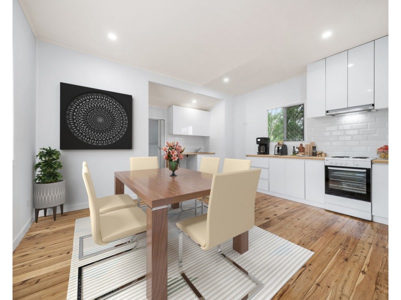 27 Elizabeth Street, South Toowoomba QLD 4350
