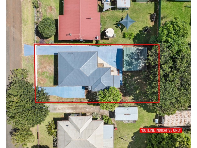 27 Elizabeth Street, South Toowoomba QLD 4350