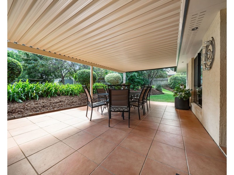 15 Westfield Drive, Westbrook QLD 4350