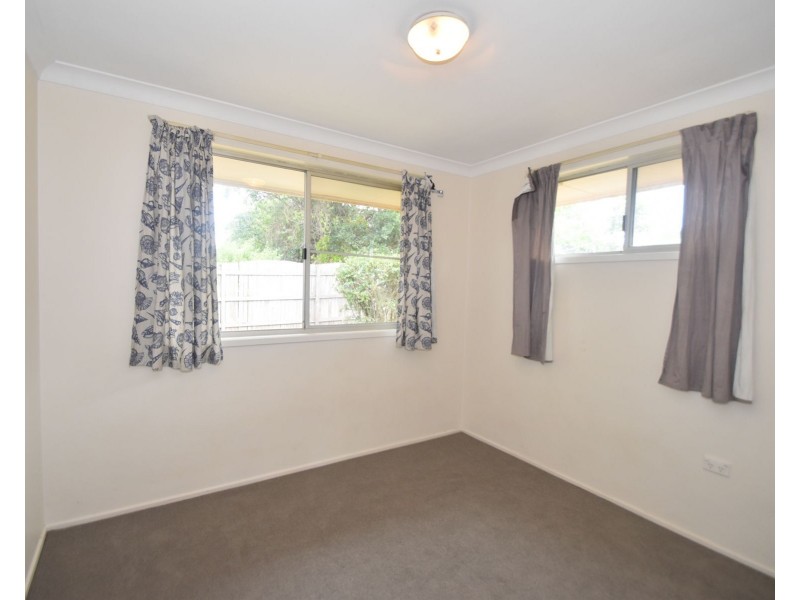 2/548 Greenwattle Street, Newtown QLD 4350