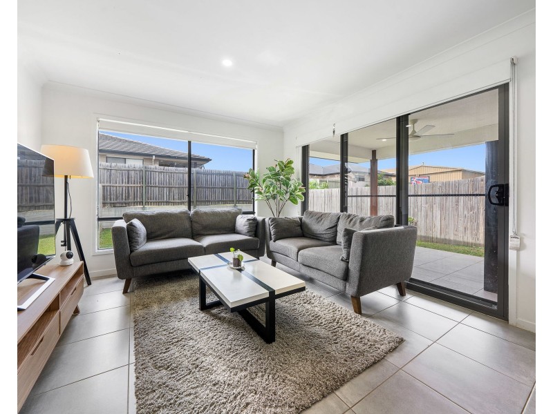 2/31 Whitefield Street, Glenvale QLD 4350