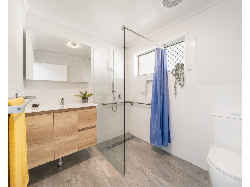530 Greenwattle Street, Newtown QLD 4350