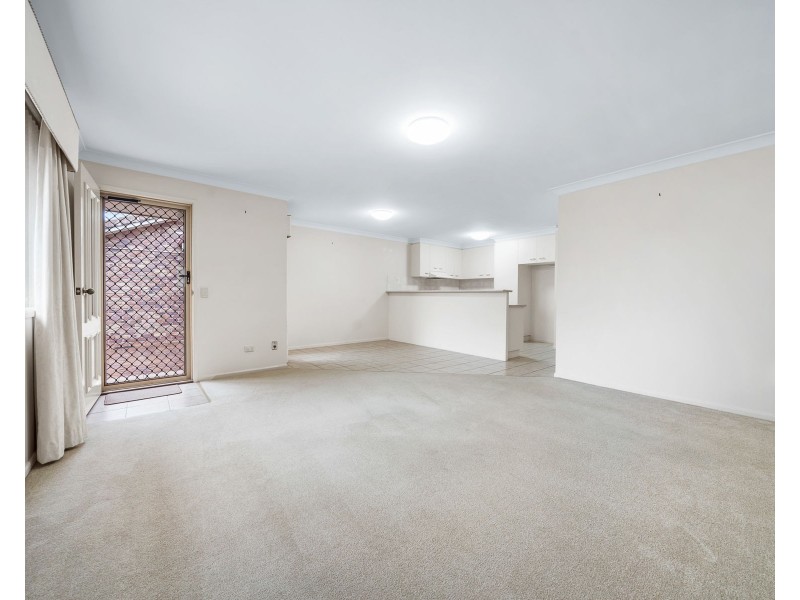 2/74 Perth Street, Rangeville QLD 4350