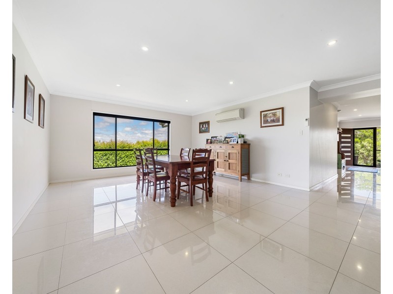 13 Settlers Drive, Gowrie Junction QLD 4352