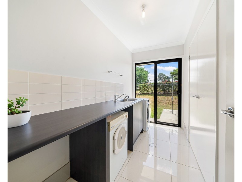 13 Settlers Drive, Gowrie Junction QLD 4352