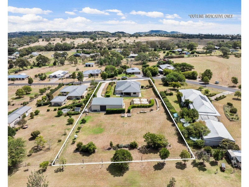 13 Settlers Drive, Gowrie Junction QLD 4352