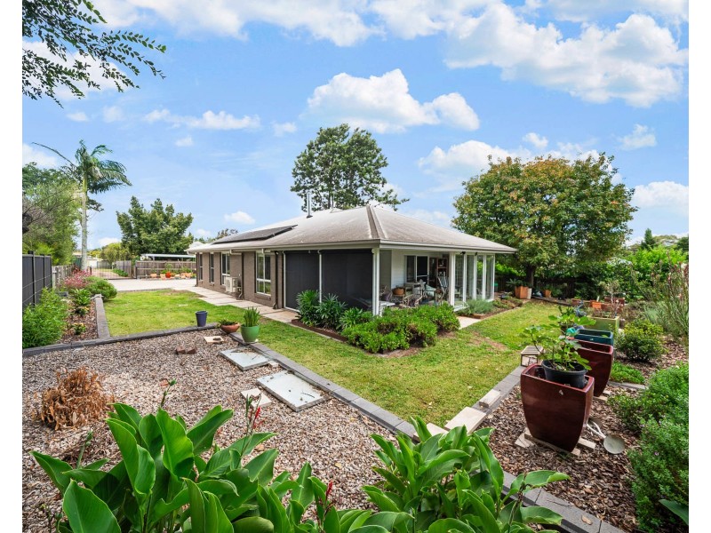 267b Alderley Street, Centenary Heights QLD 4350