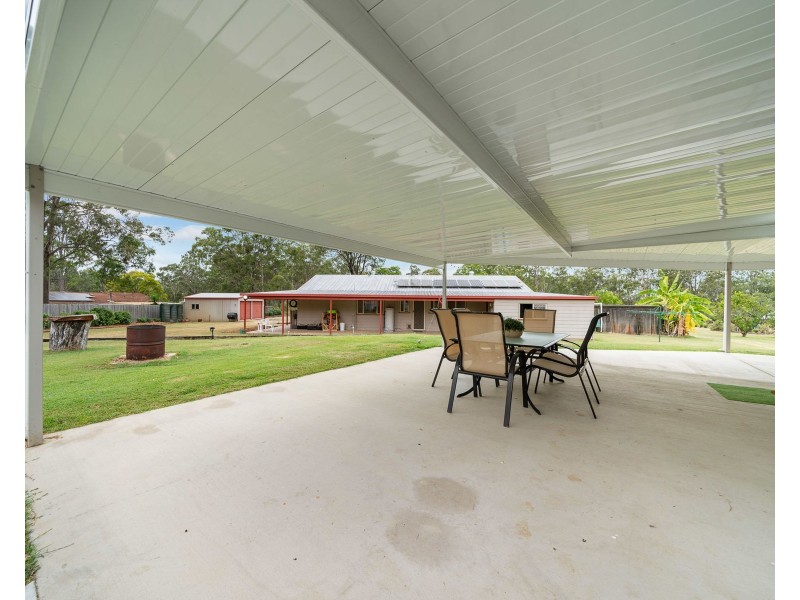 745 Murphys Creek Road, Upper Lockyer QLD 4352