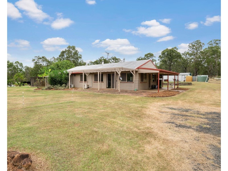 745 Murphys Creek Road, Upper Lockyer QLD 4352
