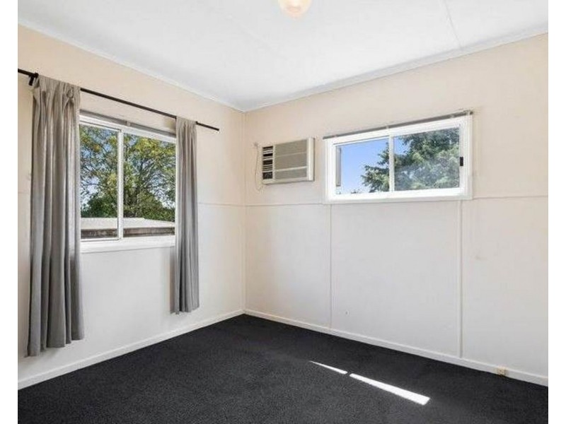 9 Webb Street, Rangeville QLD 4350