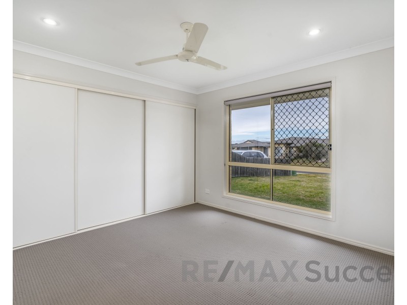 25 Sweeney Street, Kearneys Spring QLD 4350
