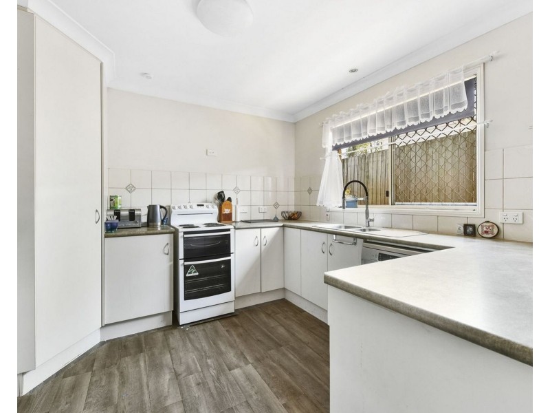271 New England Highway, Harlaxton QLD 4350