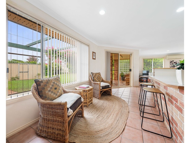 15 Gouldson Drive, Kearneys Spring QLD 4350