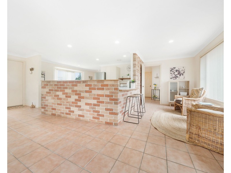 15 Gouldson Drive, Kearneys Spring QLD 4350