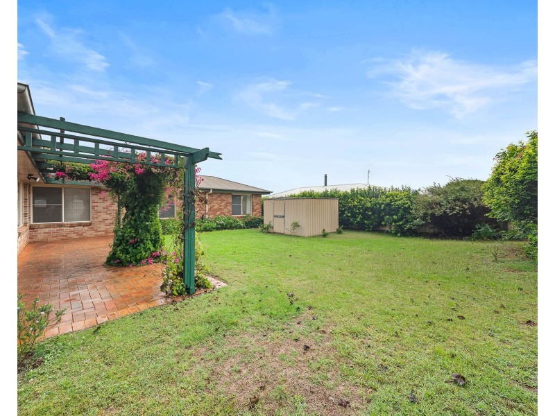 15 Gouldson Drive, Kearneys Spring QLD 4350